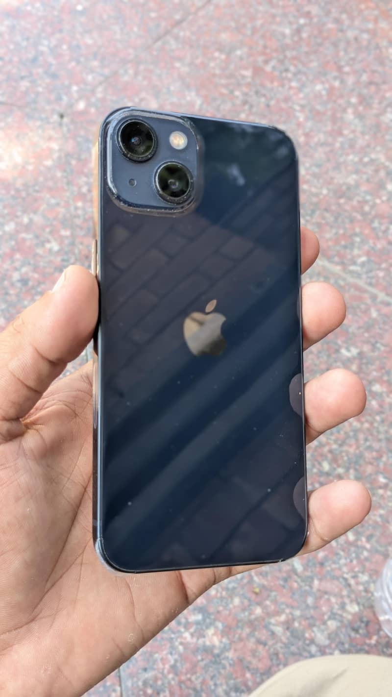 Apple iPhone 13 0