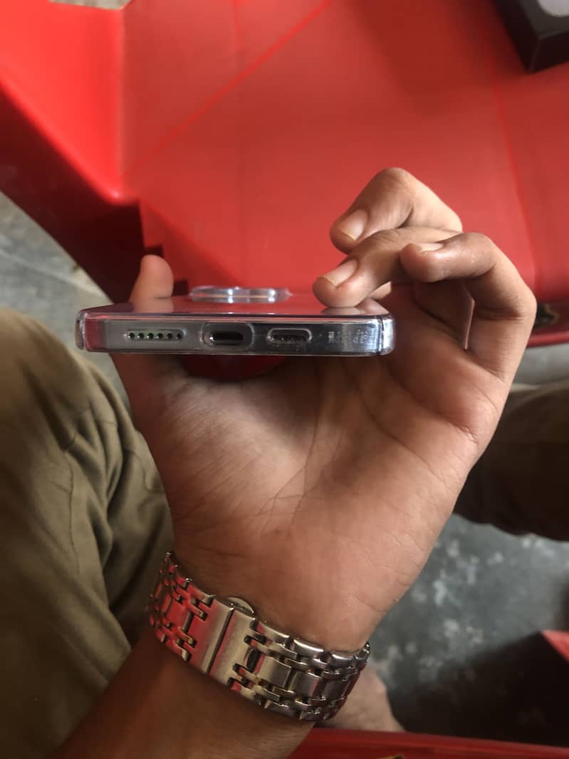 Apple iPhone 13 Pro Max 4