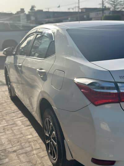Toyota corolla gli 1.3 manual 2018