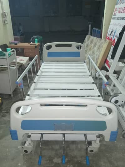Home Care Medical Bed | Hospital Patient Bed with Wheels | Clinic Bed