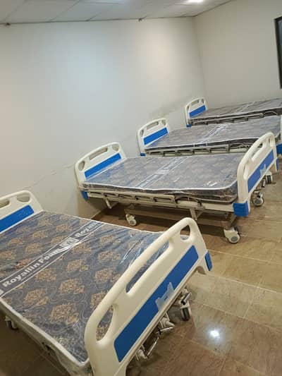 Home Care Medical Bed | Hospital Patient Bed with Wheels | Clinic Bed