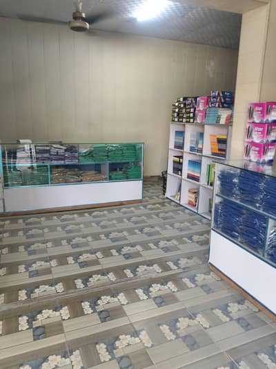 Female ki zarort hn uniform shop & book 