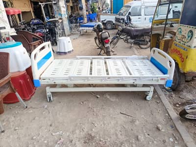 Hospital Bed Patient Bed Manual Bed Icu Bed Available in Karachi