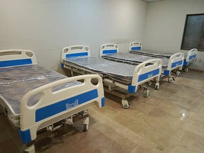 Hospital Bed Patient Bed Manual Bed Icu Bed Available in Karachi