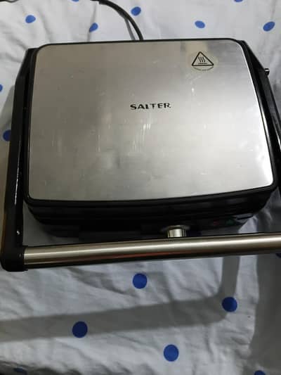 SALTER grill and panini maker