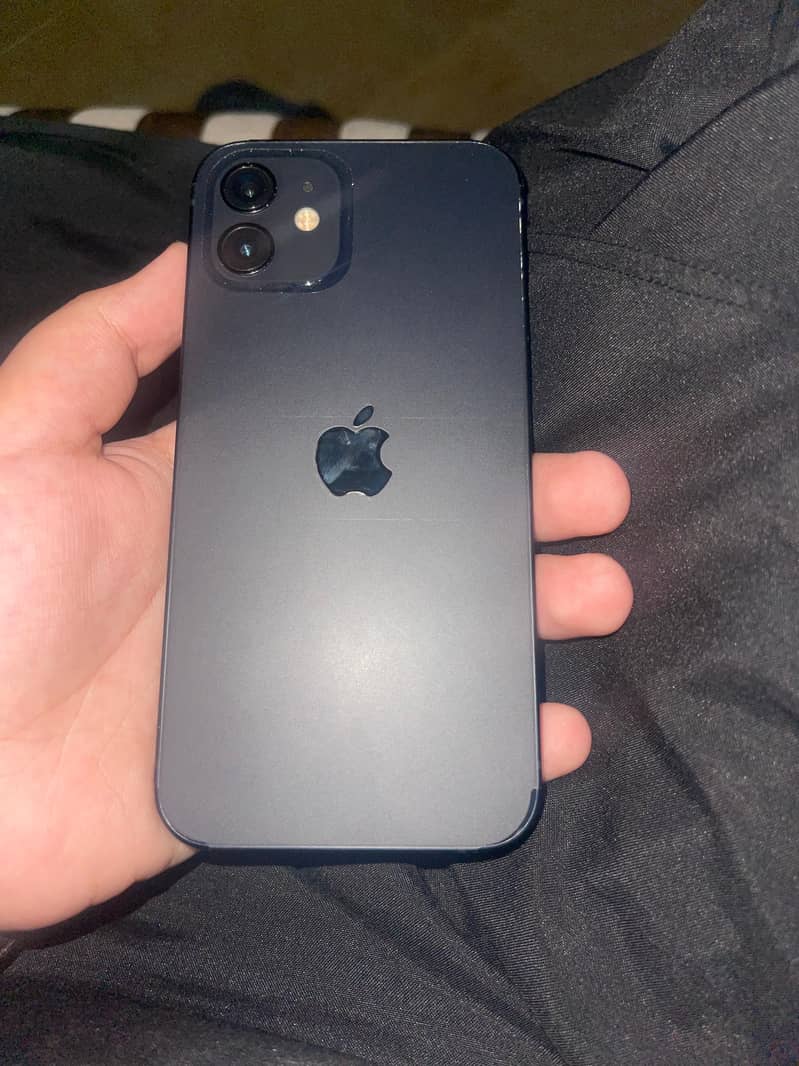 Apple iPhone 12 8