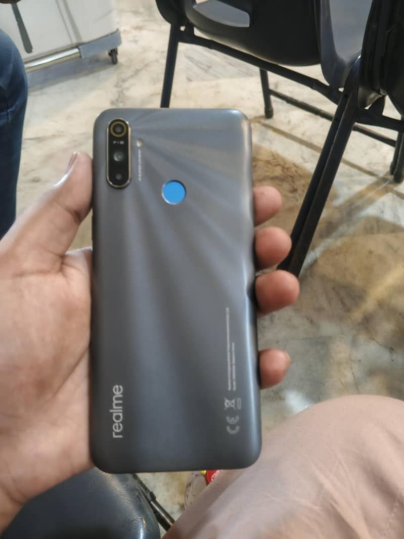 Realme C3 6