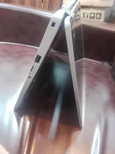 Dell core i7 10 generation touch screen moves 360 8gb ram 256gb ssd