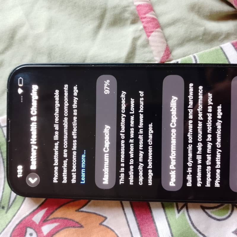 Apple iPhone 13 JV 4