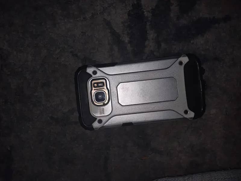 Samsung Mobile S7 0