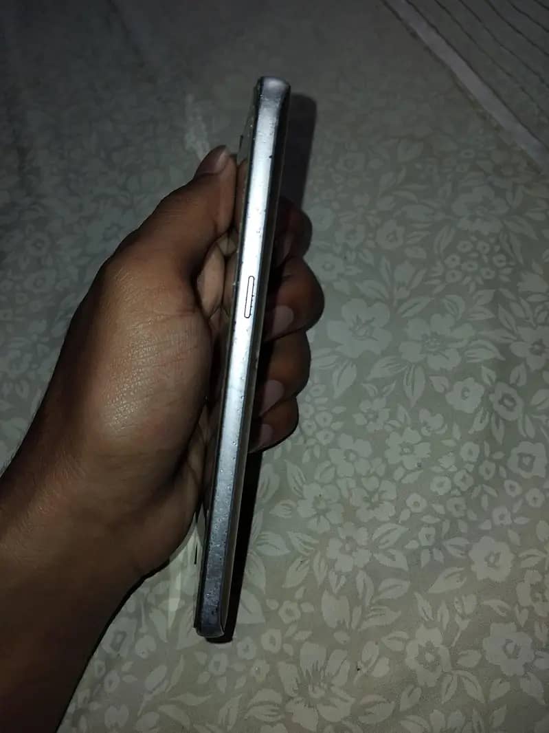 Samsung Mobile S7 2