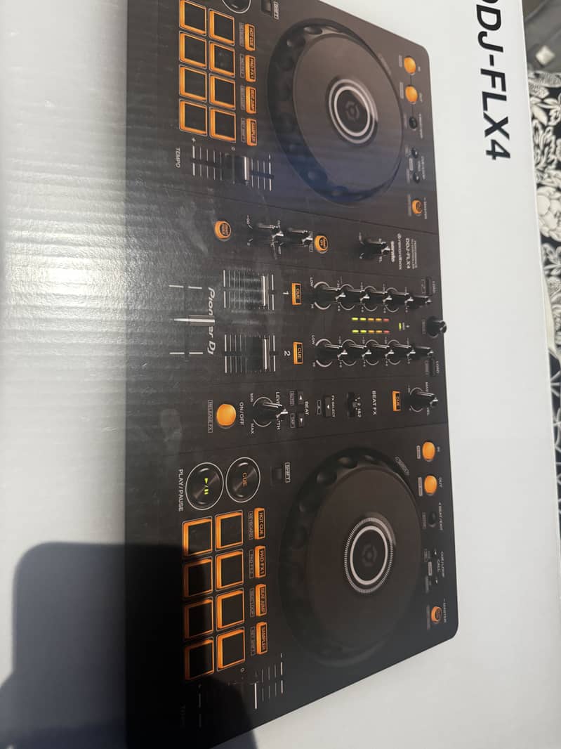Ddj flx 4 0