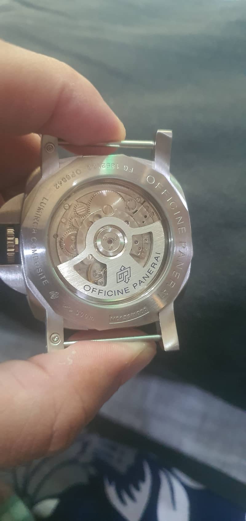 BRANDED AUTOMATIC MENS WATCH 2