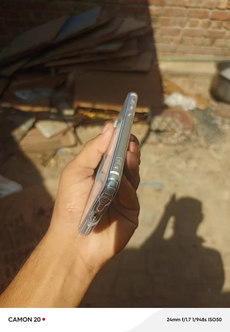 Apple iPhone SE 0