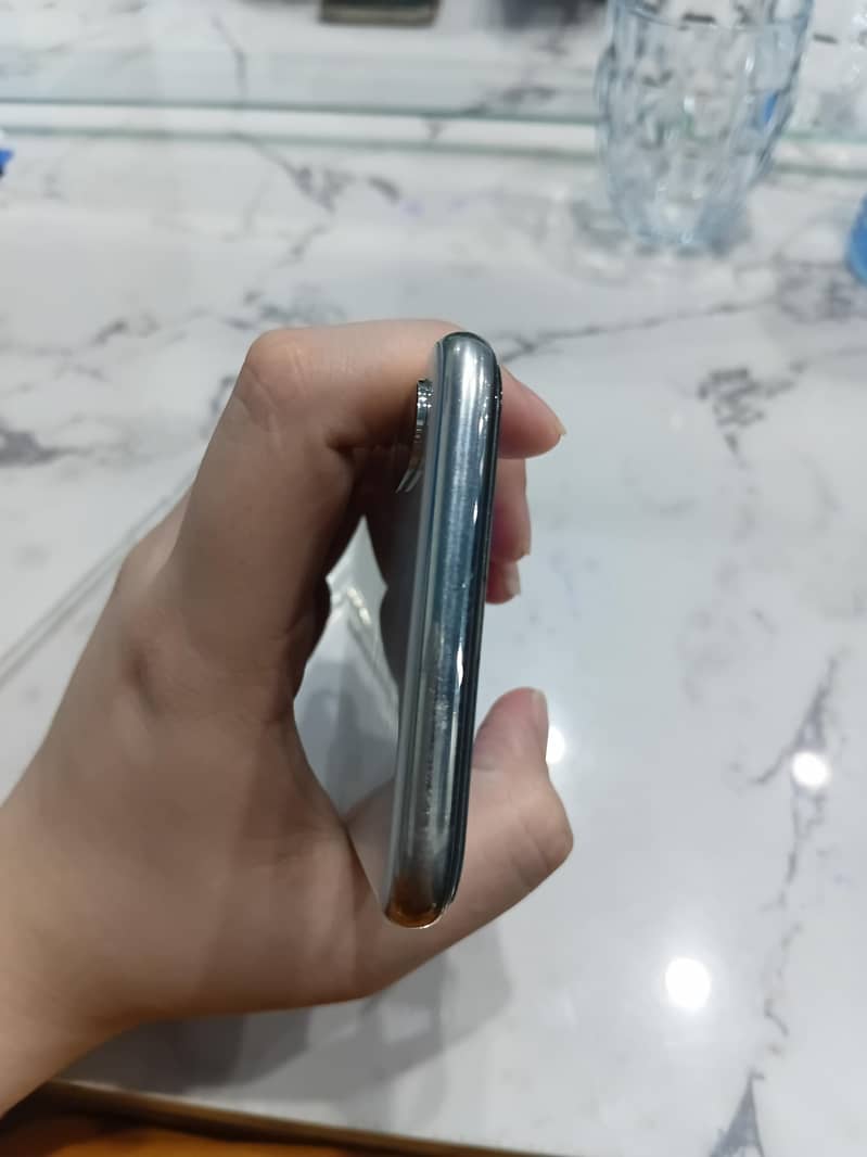 Apple iPhone X 1