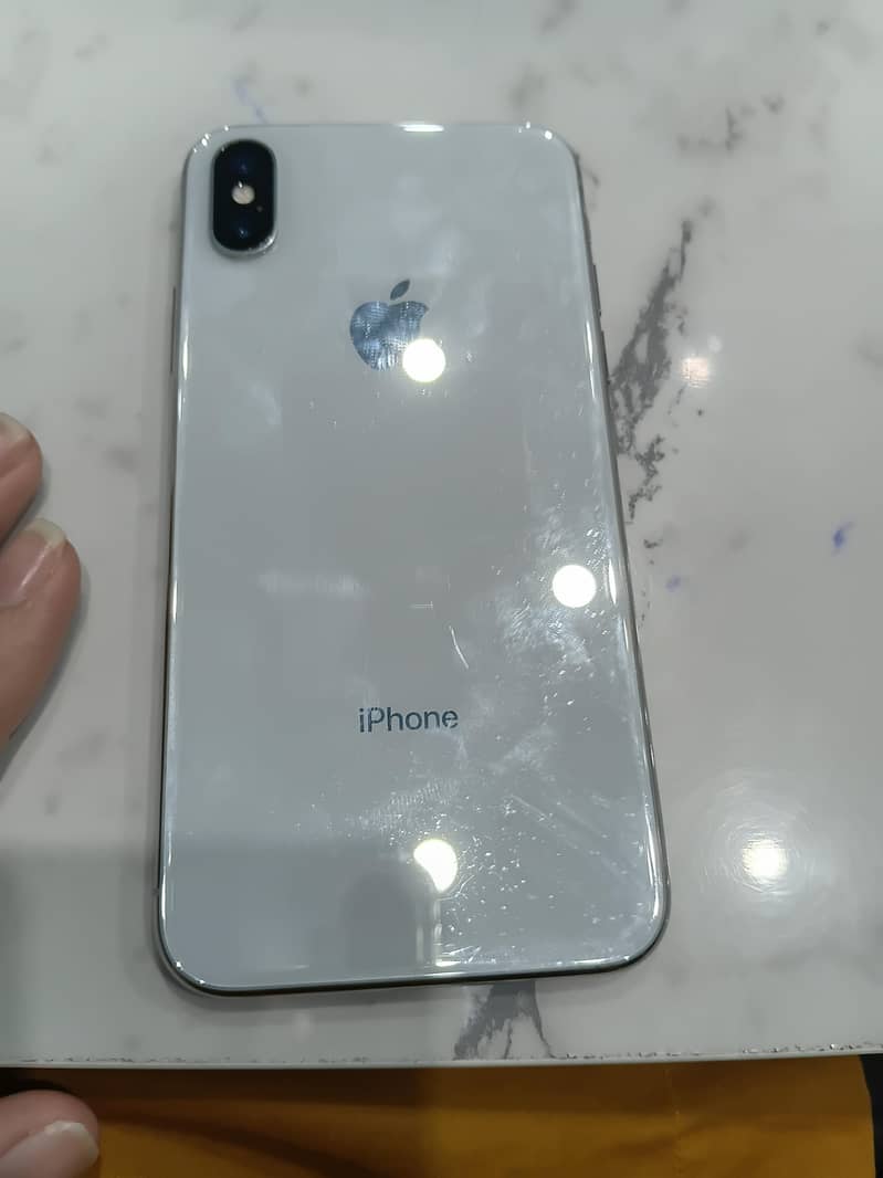 Apple iPhone X 3