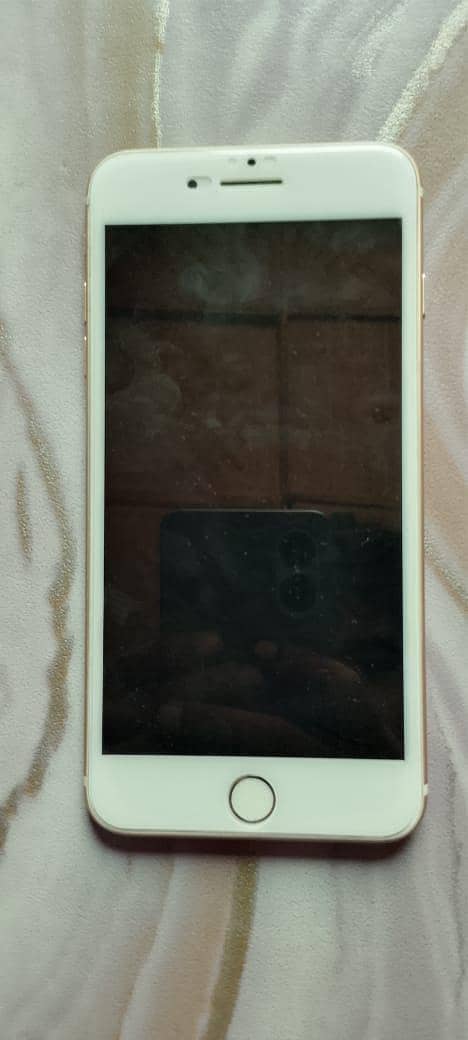 Apple iPhone 7 Plus 2
