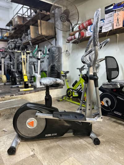 Exercise ( Magnetic Elliptical cross trainer) cycle