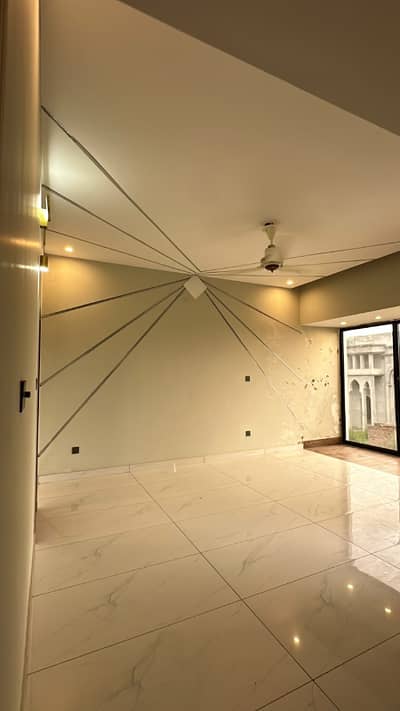 10 Marla desinger house available for rent in DHA Phase 3 Sector B