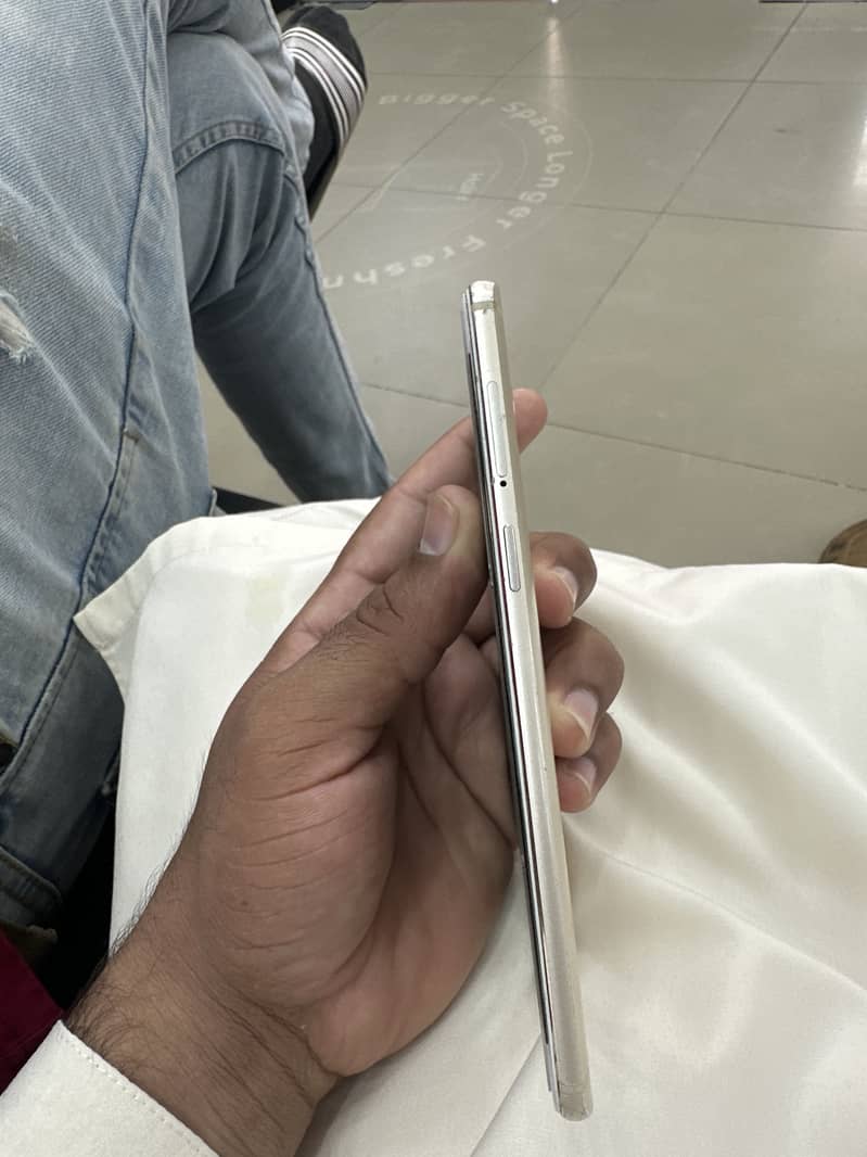 One Plus 3 4
