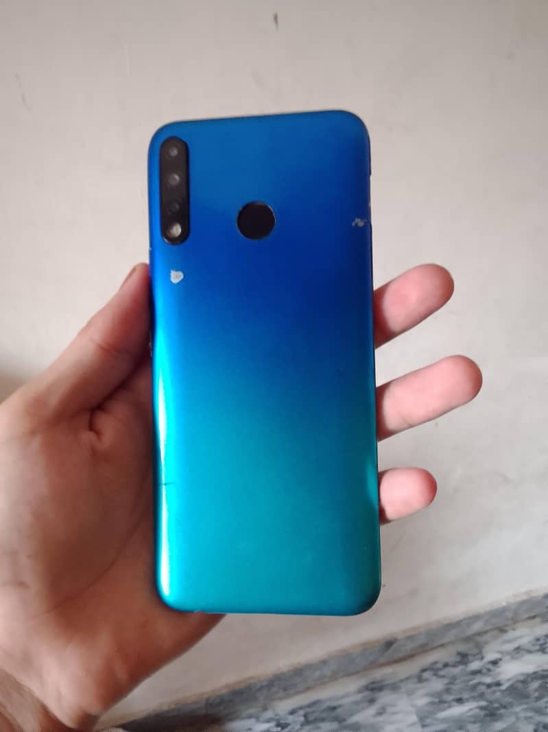 Tecno spark 4 0
