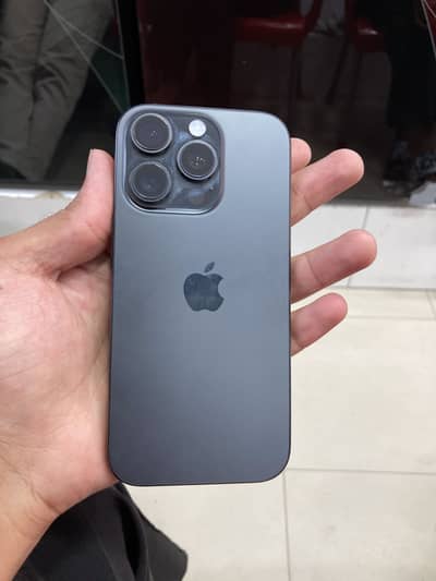 Apple iPhone 16 Pro