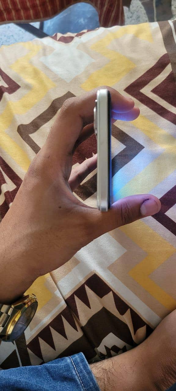 Infinix Note 11 1