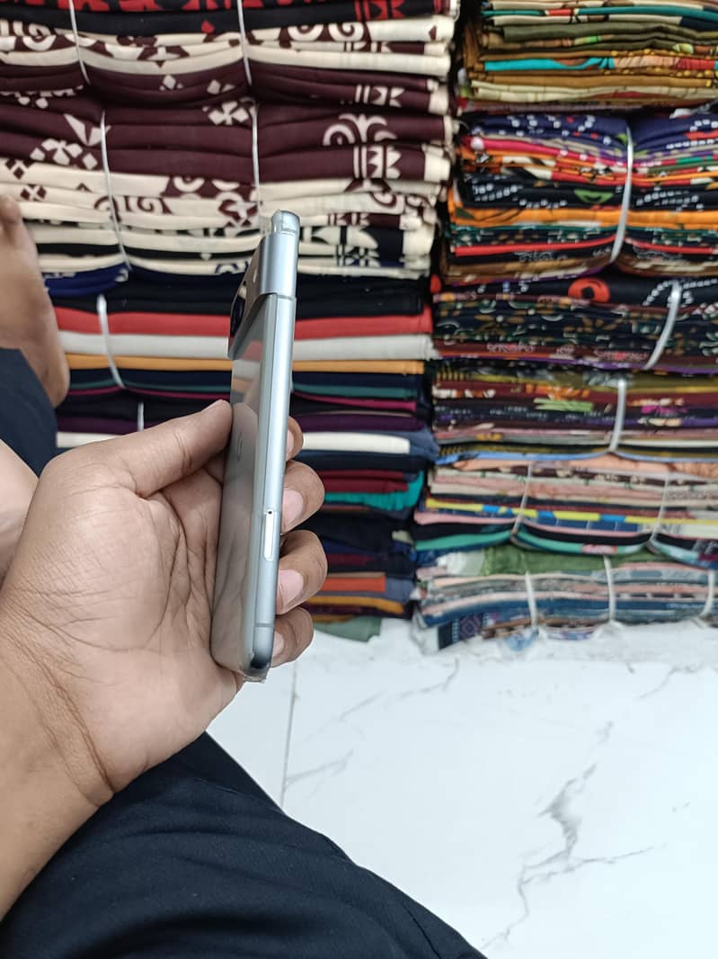 Google Pixel 8 10