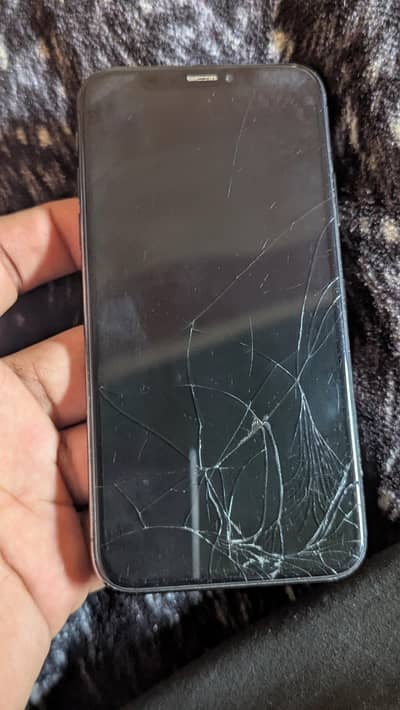 Iphone xs All okay 256GB. /Non pta . . Only touch tota howa haaa. .