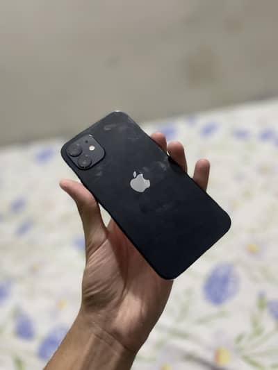 Apple iPhone 12