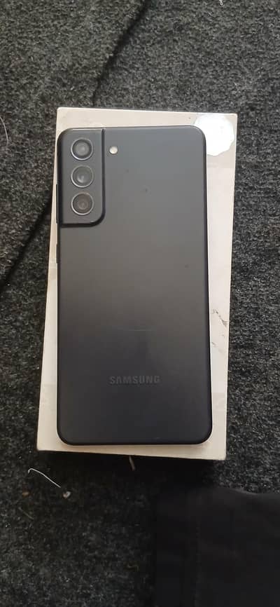 Samsung Mobile S21 FE 128 gb official pta with box