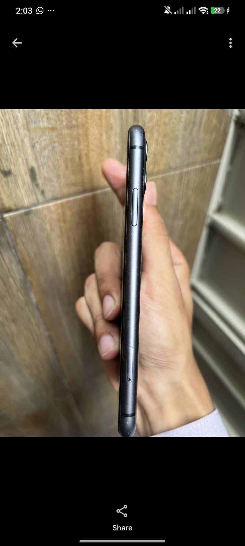 Apple iPhone 11 4