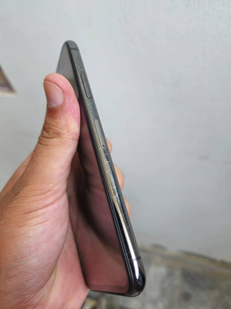 Apple iPhone X 2