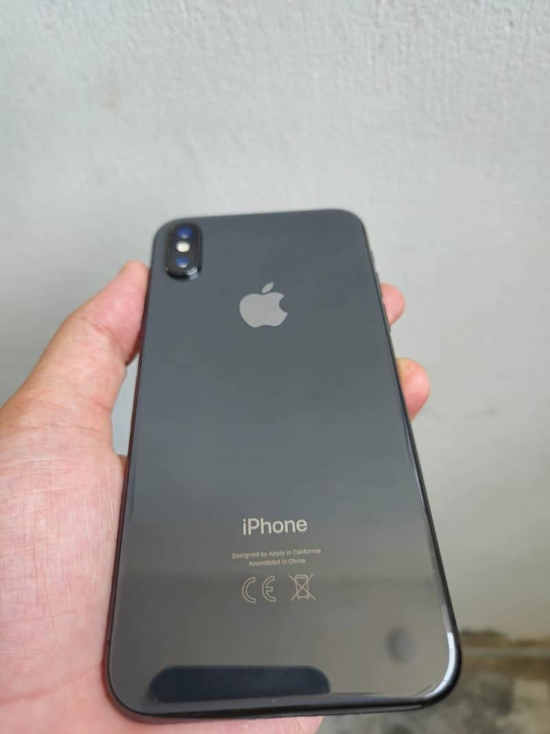 Apple iPhone X 5