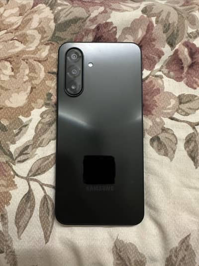 SAMSUNG A17