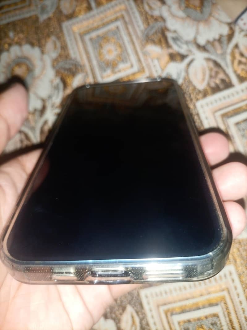 Apple iPhone 12 2