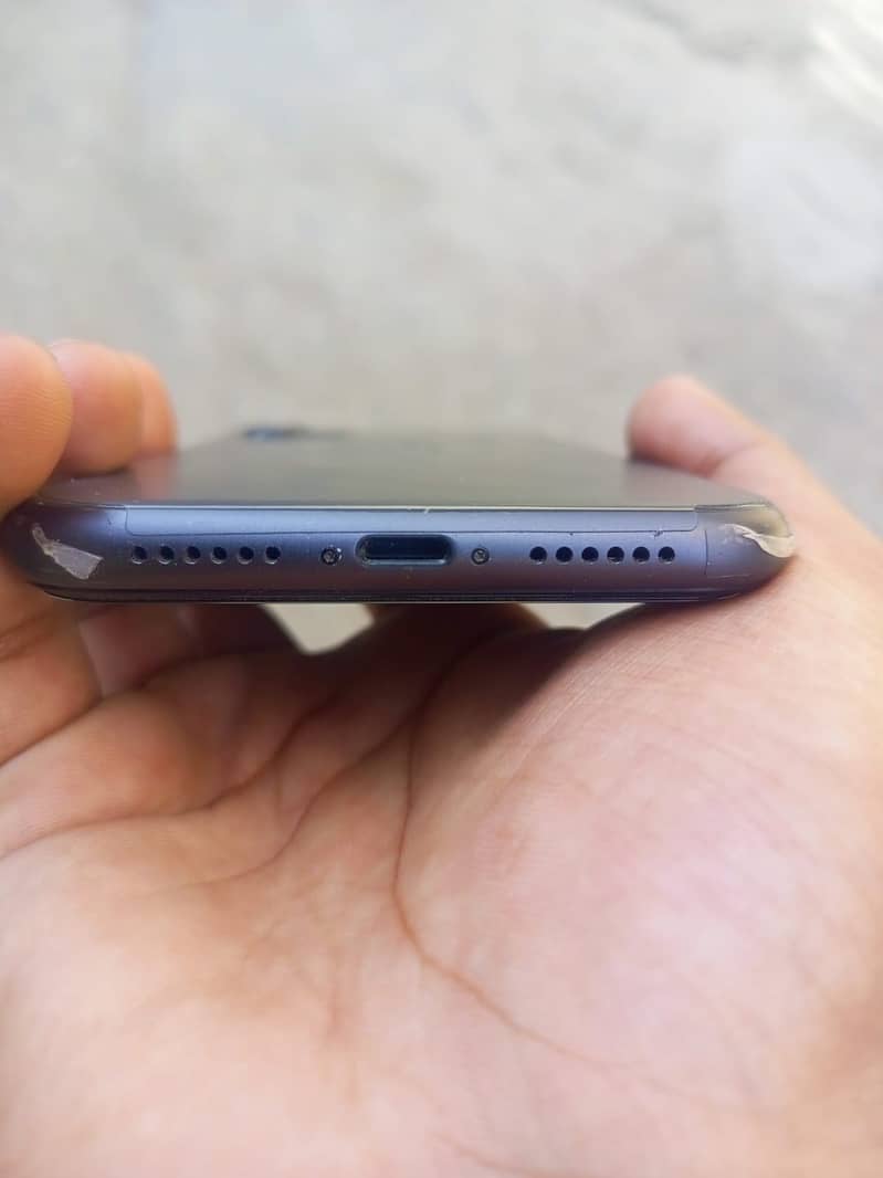 iPhone 11 jv 1