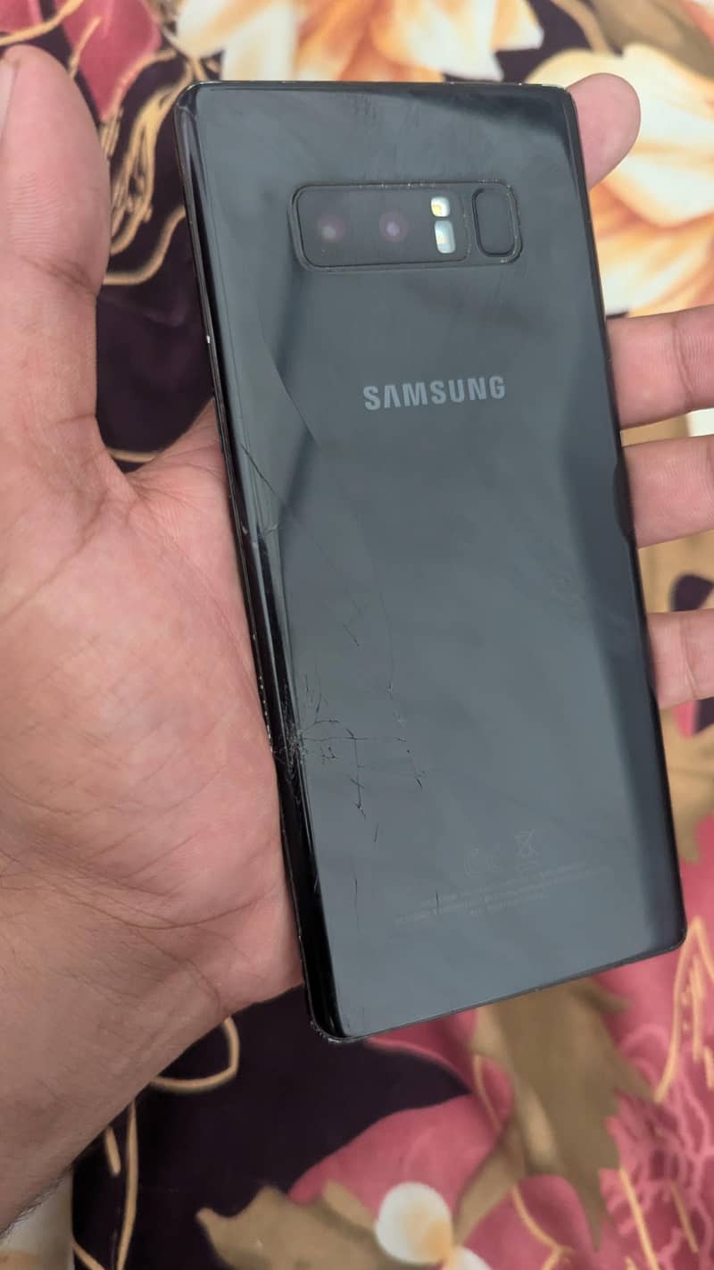 Samsung Mobile Note 8 1