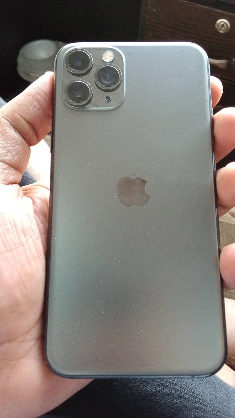 Apple iPhone 11 Pro 2