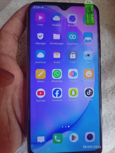 Vivo Y17