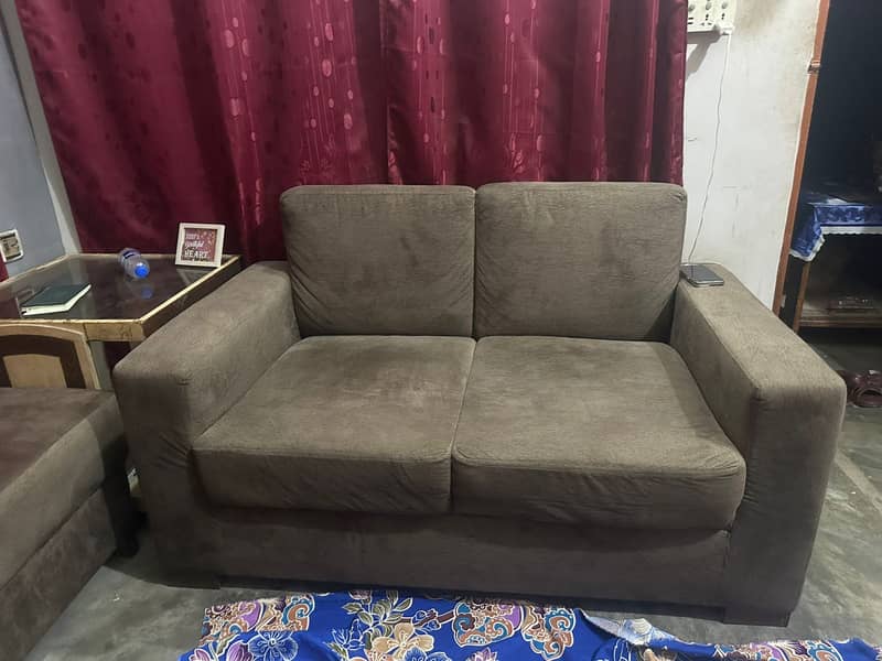 10/10 condition sofa set 1