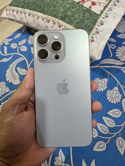 Apple iPhone 15 Pro Max