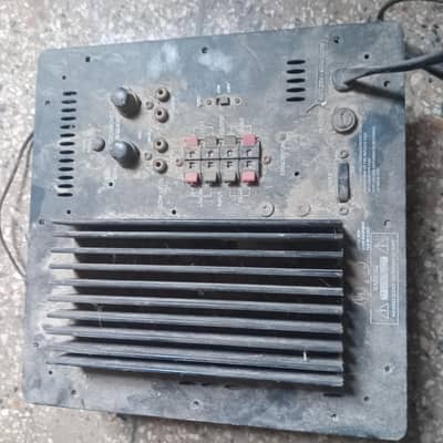 Car amplifier urgent sell