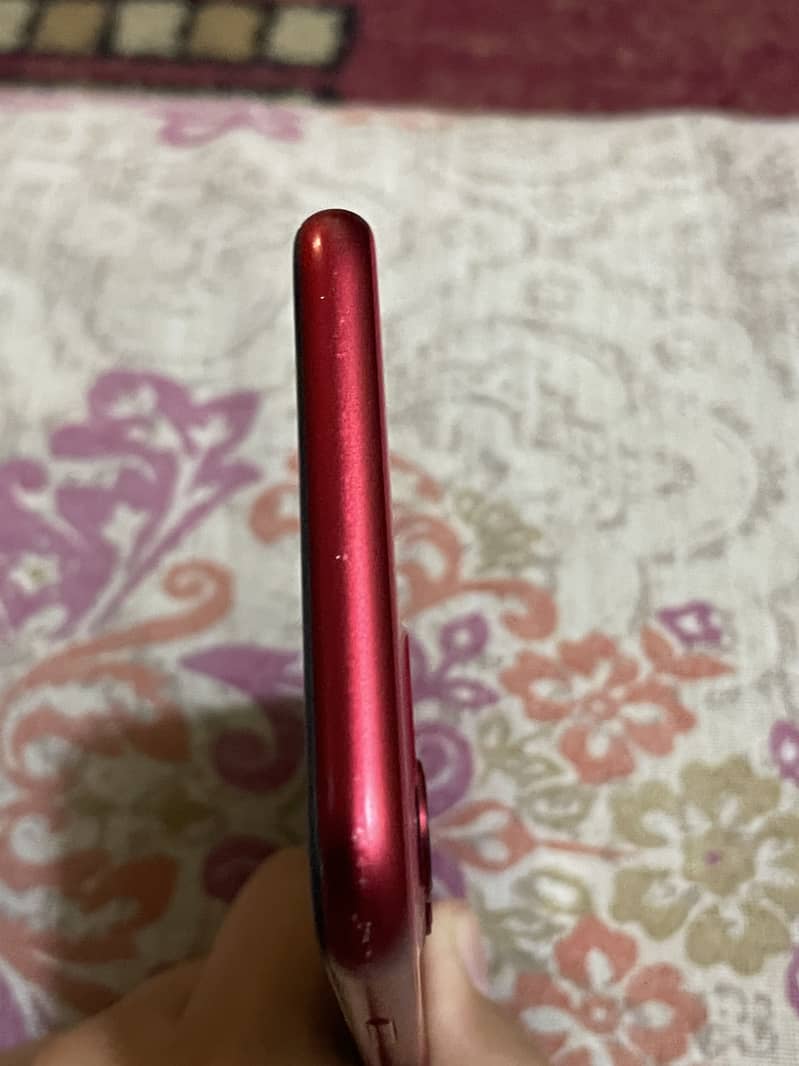 Apple iPhone 11 3