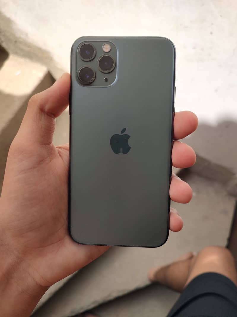 Apple iPhone 11 Pro 2
