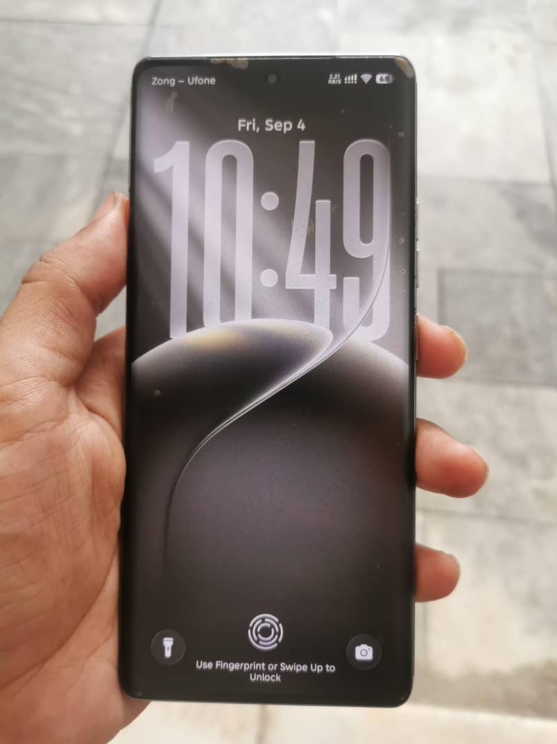 Tecno CAMON 40 Pro 1