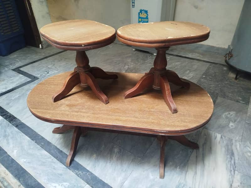 Table with 2 Small Table used 0