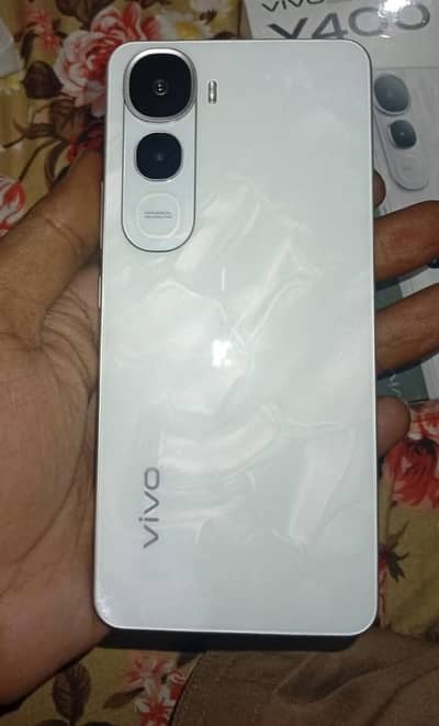 Vivo Y400
