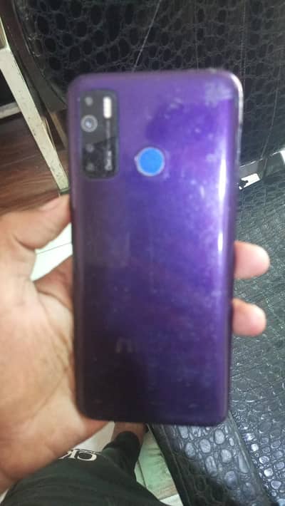 Tecno CAMON 15