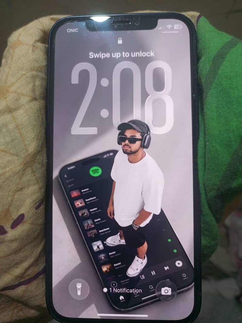 Apple iPhone 12 1